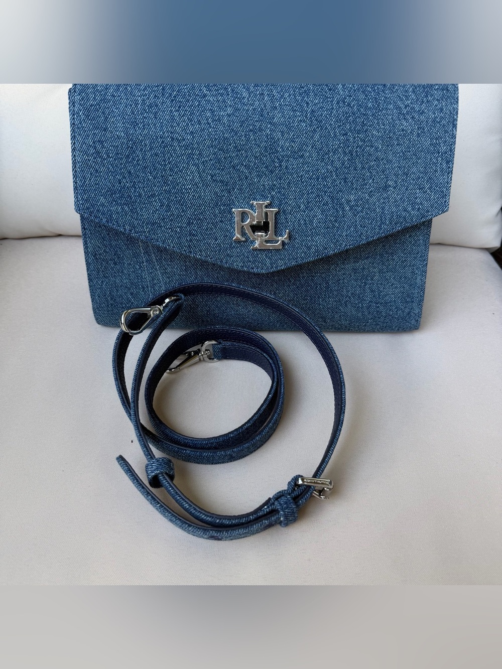 Lauren Ralph Lauren Farrah Washed Denim Indigo Blue Medium Satchel NWT - Picture 6 of 8